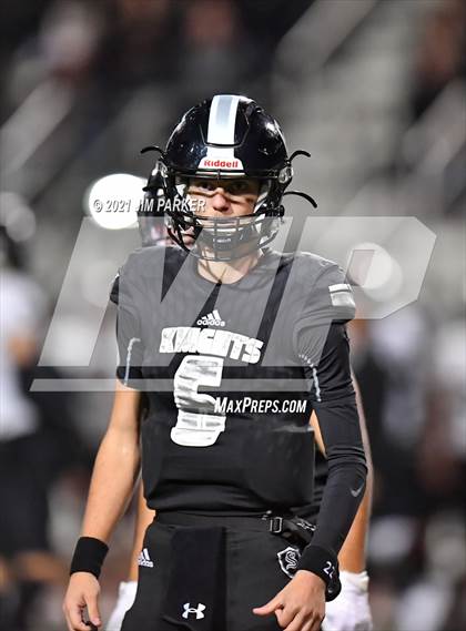 Thumbnail 1 in Vandegrift vs. Steele (UIL 6A D2 Area Playoff) photogallery.