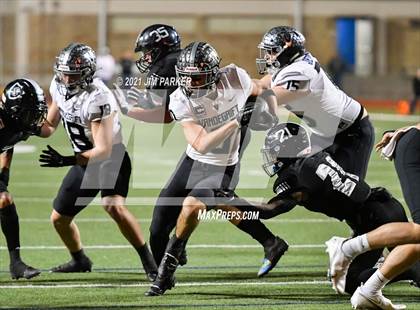 Thumbnail 2 in Vandegrift vs. Steele (UIL 6A D2 Area Playoff) photogallery.