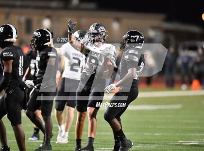 Thumbnail 3 in Vandegrift vs. Steele (UIL 6A D2 Area Playoff) photogallery.