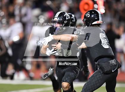 Thumbnail 2 in Vandegrift vs. Steele (UIL 6A D2 Area Playoff) photogallery.