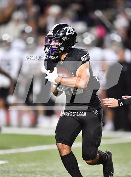 Thumbnail 3 in Vandegrift vs. Steele (UIL 6A D2 Area Playoff) photogallery.