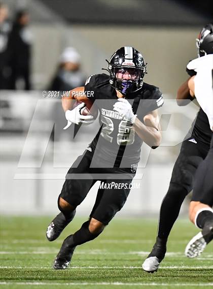 Thumbnail 1 in Vandegrift vs. Steele (UIL 6A D2 Area Playoff) photogallery.