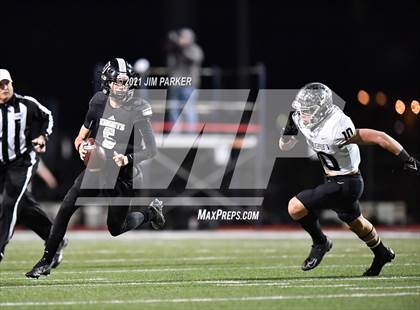 Thumbnail 3 in Vandegrift vs. Steele (UIL 6A D2 Area Playoff) photogallery.