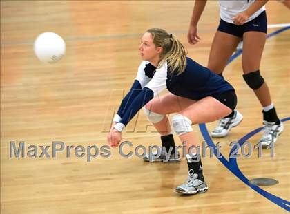 Thumbnail 2 in Santa Catalina vs. Crystal Springs Uplands (CIF CCS D5 Final) photogallery.