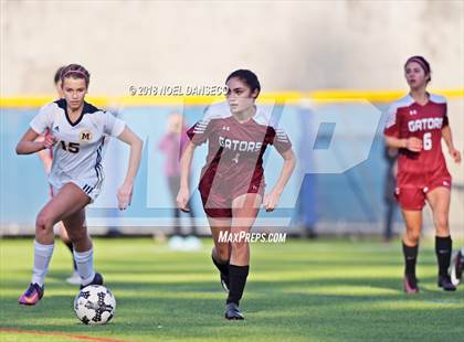 Thumbnail 2 in Menlo School vs Sacred Heart Prep photogallery.