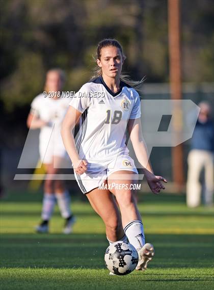 Thumbnail 3 in Menlo School vs Sacred Heart Prep photogallery.