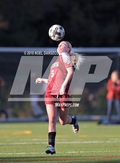 Thumbnail 3 in Menlo School vs Sacred Heart Prep photogallery.