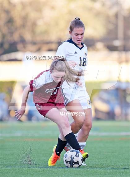 Thumbnail 2 in Menlo School vs Sacred Heart Prep photogallery.