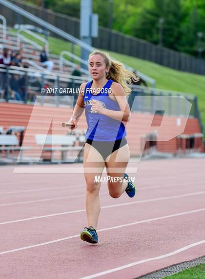 Thumbnail 3 in 50th Annual Loucks Games (Women's Distance Medley Open) photogallery.