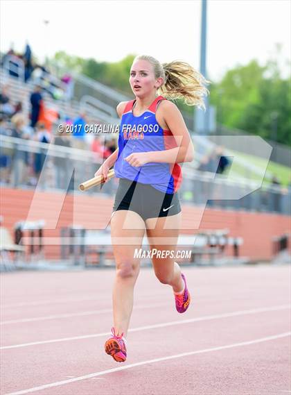 Thumbnail 1 in 50th Annual Loucks Games (Women's Distance Medley Open) photogallery.