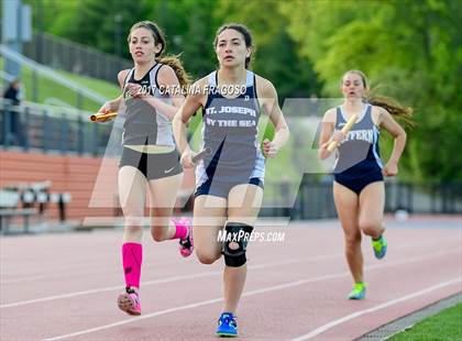 Thumbnail 3 in 50th Annual Loucks Games (Women's Distance Medley Open) photogallery.