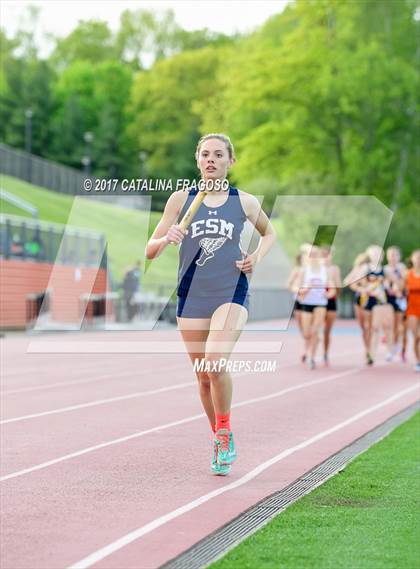 Thumbnail 1 in 50th Annual Loucks Games (Women's Distance Medley Open) photogallery.