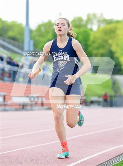 Thumbnail 2 in 50th Annual Loucks Games (Women's Distance Medley Open) photogallery.