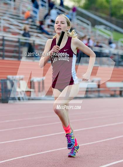 Thumbnail 2 in 50th Annual Loucks Games (Women's Distance Medley Open) photogallery.