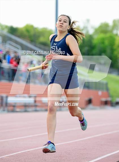 Thumbnail 2 in 50th Annual Loucks Games (Women's Distance Medley Open) photogallery.