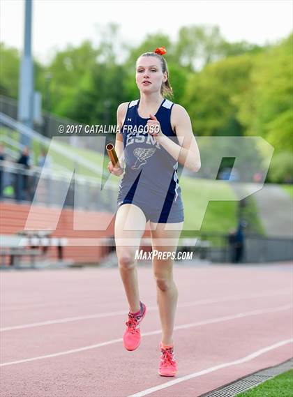 Thumbnail 3 in 50th Annual Loucks Games (Women's Distance Medley Open) photogallery.