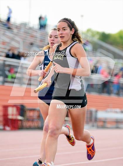 Thumbnail 3 in 50th Annual Loucks Games (Women's Distance Medley Open) photogallery.