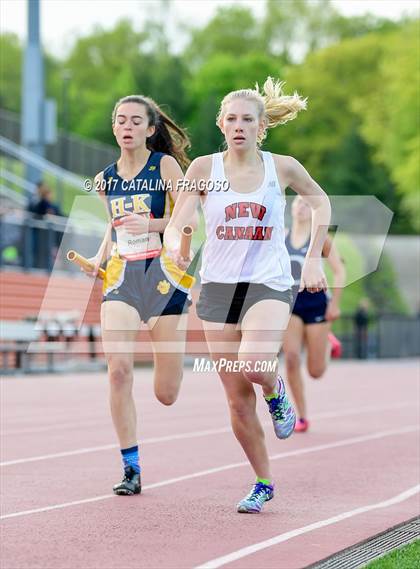 Thumbnail 2 in 50th Annual Loucks Games (Women's Distance Medley Open) photogallery.