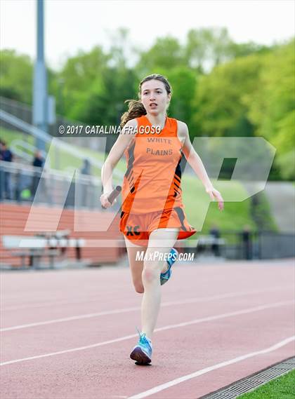 Thumbnail 2 in 50th Annual Loucks Games (Women's Distance Medley Open) photogallery.