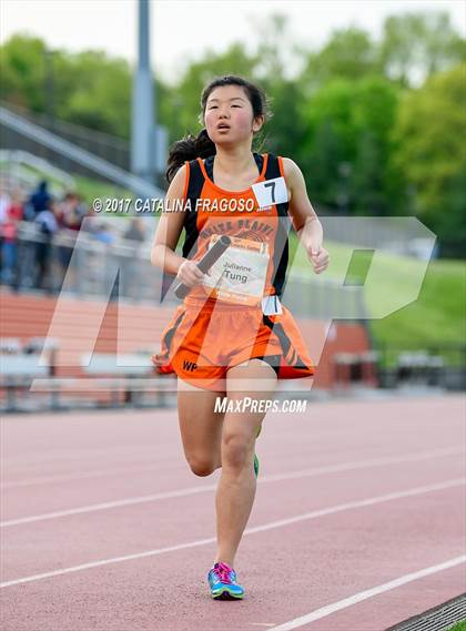 Thumbnail 2 in 50th Annual Loucks Games (Women's Distance Medley Open) photogallery.