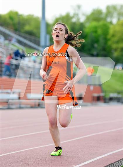 Thumbnail 2 in 50th Annual Loucks Games (Women's Distance Medley Open) photogallery.