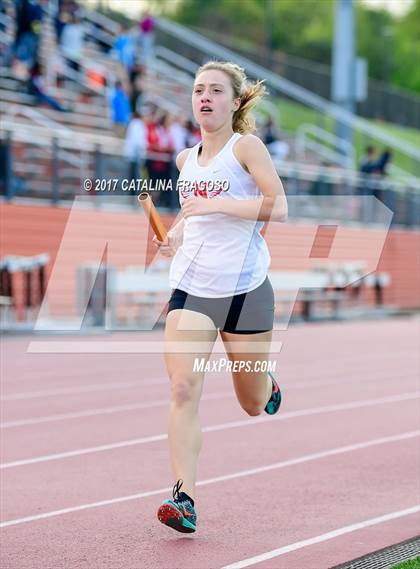 Thumbnail 3 in 50th Annual Loucks Games (Women's Distance Medley Open) photogallery.