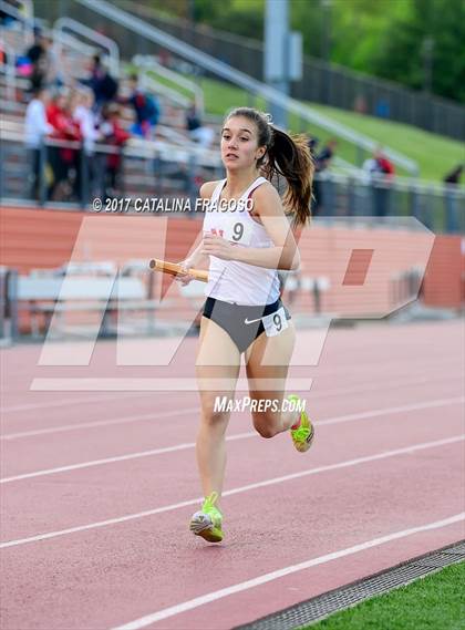 Thumbnail 3 in 50th Annual Loucks Games (Women's Distance Medley Open) photogallery.