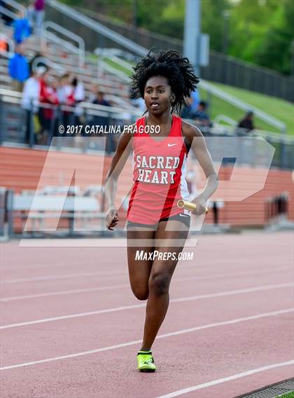 Thumbnail 3 in 50th Annual Loucks Games (Women's Distance Medley Open) photogallery.