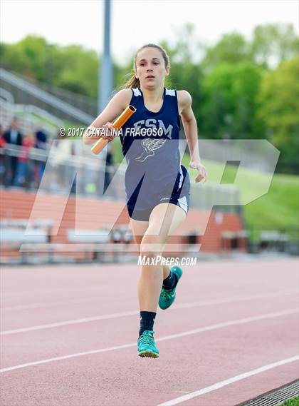Thumbnail 1 in 50th Annual Loucks Games (Women's Distance Medley Open) photogallery.