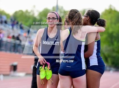 Thumbnail 3 in 50th Annual Loucks Games (Women's Distance Medley Open) photogallery.