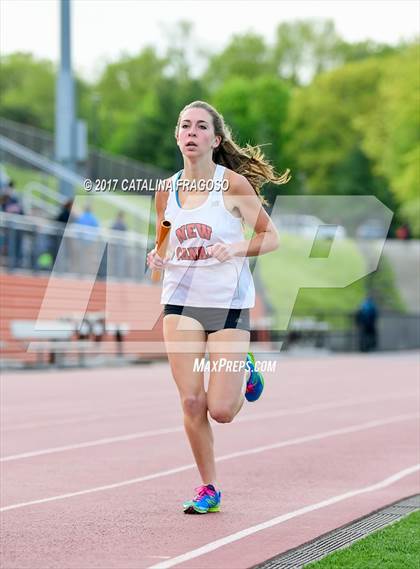 Thumbnail 2 in 50th Annual Loucks Games (Women's Distance Medley Open) photogallery.