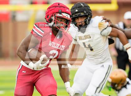 Thumbnail 3 in Butler @ Laney photogallery.