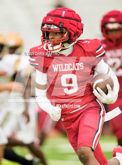 Thumbnail 1 in Butler @ Laney photogallery.