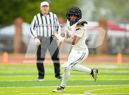 Thumbnail 3 in Butler @ Laney photogallery.