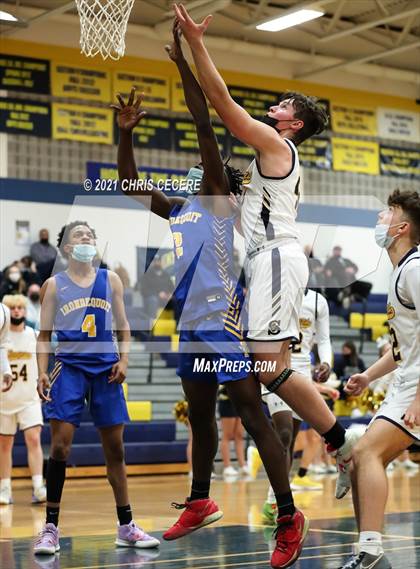 Thumbnail 1 in Irondequoit @ Spencerport photogallery.