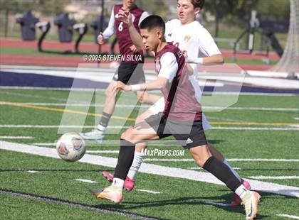 Thumbnail 2 in Calexico vs. Point Loma (CIF SDS Division 1 Final) photogallery.