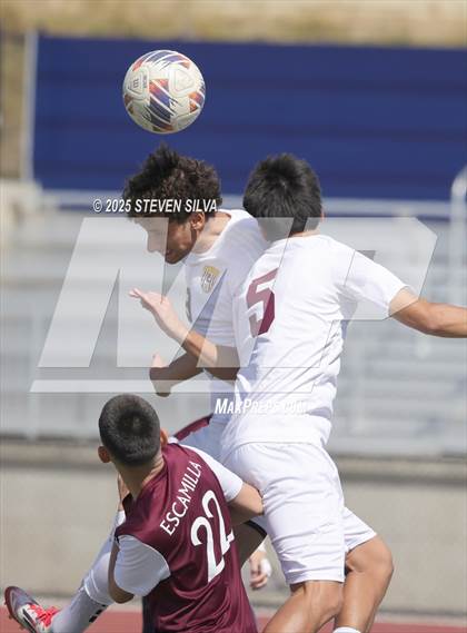 Thumbnail 2 in Calexico vs. Point Loma (CIF SDS Division 1 Final) photogallery.