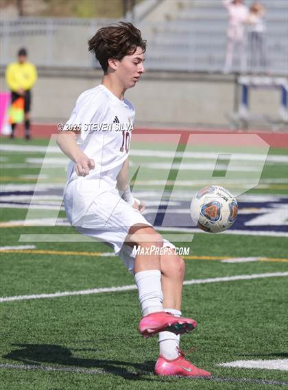 Thumbnail 2 in Calexico vs. Point Loma (CIF SDS Division 1 Final) photogallery.