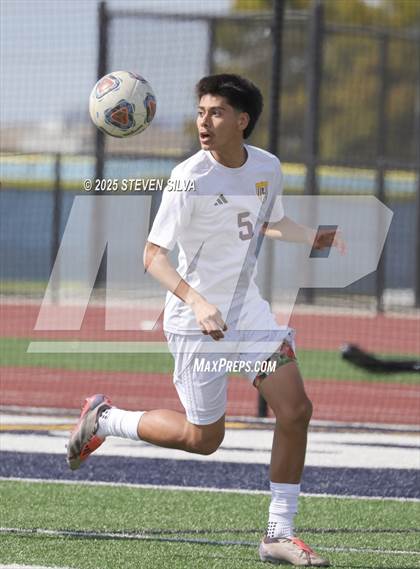 Thumbnail 2 in Calexico vs. Point Loma (CIF SDS Division 1 Final) photogallery.