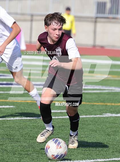 Thumbnail 3 in Calexico vs. Point Loma (CIF SDS Division 1 Final) photogallery.
