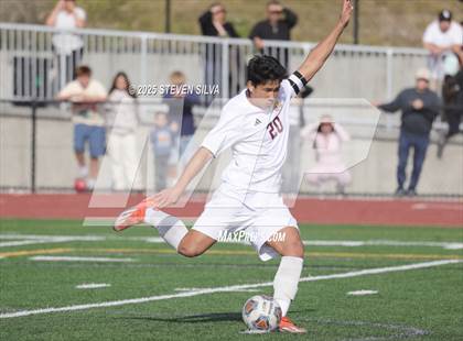 Thumbnail 3 in Calexico vs. Point Loma (CIF SDS Division 1 Final) photogallery.