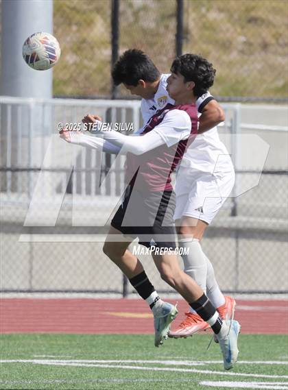 Thumbnail 3 in Calexico vs. Point Loma (CIF SDS Division 1 Final) photogallery.