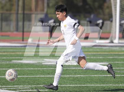 Thumbnail 2 in Calexico vs. Point Loma (CIF SDS Division 1 Final) photogallery.