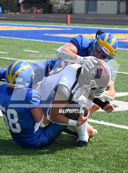 Thumbnail 1 in Tonawanda @ Cleveland Hill photogallery.