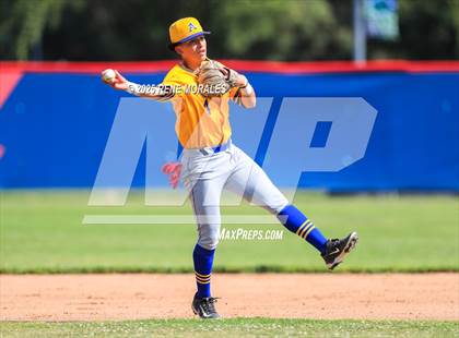 Thumbnail 1 in Bishop Amat vs La Salle photogallery.
