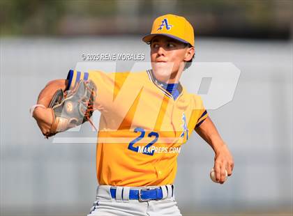 Thumbnail 1 in Bishop Amat vs La Salle photogallery.