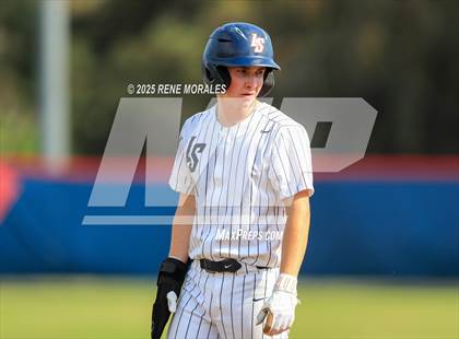 Thumbnail 1 in Bishop Amat vs La Salle photogallery.
