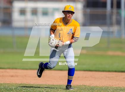Thumbnail 2 in Bishop Amat vs La Salle photogallery.
