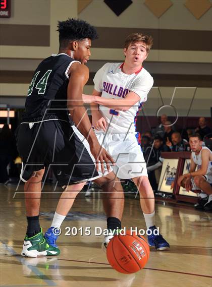Thumbnail 2 in St. Petersburg @ Folsom (MaxPreps Holiday Classic) photogallery.