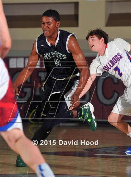 Thumbnail 1 in St. Petersburg @ Folsom (MaxPreps Holiday Classic) photogallery.
